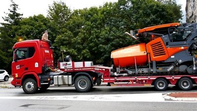 Lire la suite à propos de l’article Projet Lyon-Turin : blocage d’un camion d’approvisionnement du chantier du puit d’aération d’Avrieux – 8 septembre 2022