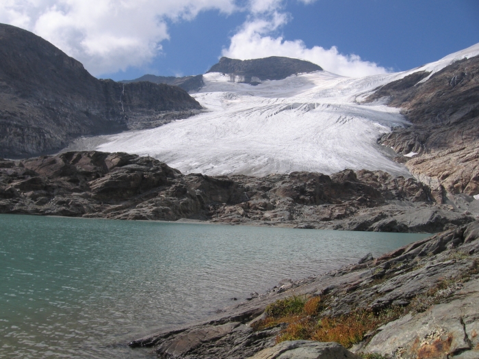 Lac-2666m-et-glacier-de-l'Arpont.-sept.-2009
