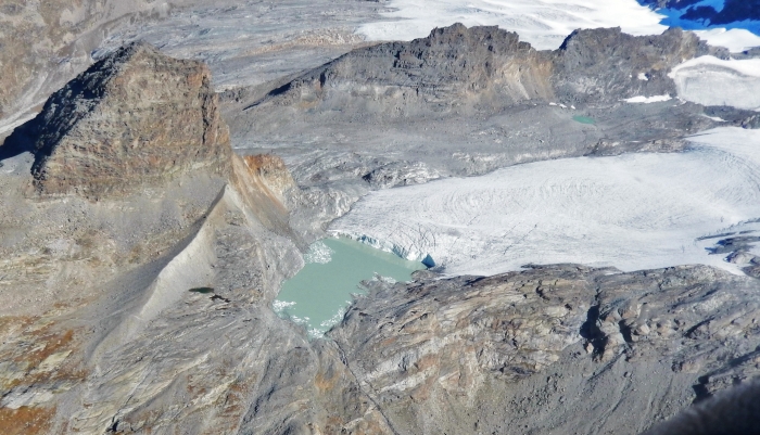 Lac (2950m) et glacier du Grand Méan. sept 2014